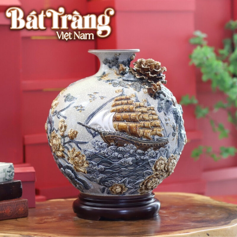 binh-hut-loc-thuan-buom-xuoi-gio-hoa-sen-men-ran-dap-noi-bat-trang-28-11-2