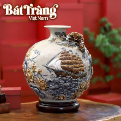 binh-hut-loc-thuan-buom-xuoi-gio-hoa-sen-men-ran-dap-noi-bat-trang-28-11-3