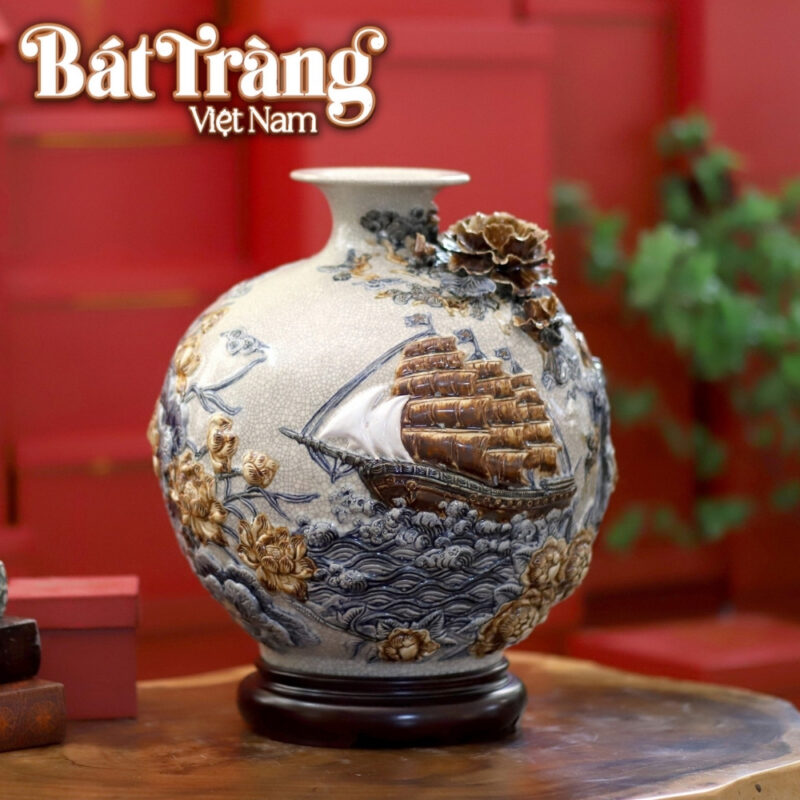 binh-hut-loc-thuan-buom-xuoi-gio-hoa-sen-men-ran-dap-noi-bat-trang-28-11-3