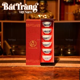 Bộ chén sứ họa tiết hoa sen vẽ tay dáng thấp miệng loe BT-AT13