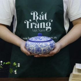 Hũ sứ đựng mứt dáng tròn men lam họa tiết hoa phù dung BT-KM07