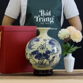 Bình hút lộc Bát Tràng men hanh vàng họa tiết cá chép hoa sen BT-BHL48