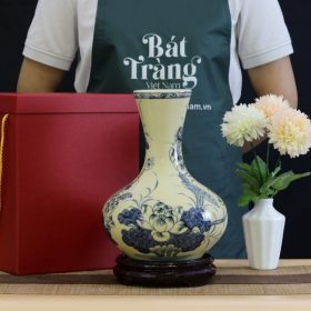 Bình tỏi tài lộc Bát Tràng men hanh vàng họa tiết hoa sen BT-01