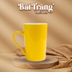 ly-su-bat-trang-mau-vang-bong-dang-tru-tron-cao-quai-ban-tim-330ml