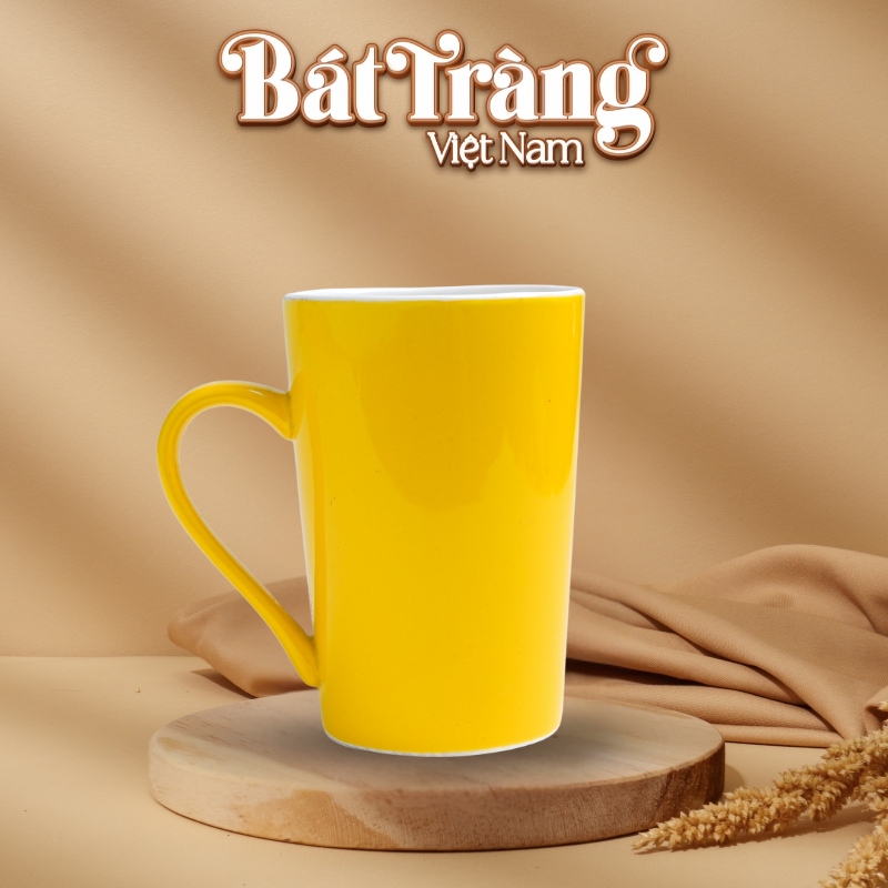 ly-su-bat-trang-mau-vang-bong-dang-tru-tron-cao-quai-ban-tim-330ml