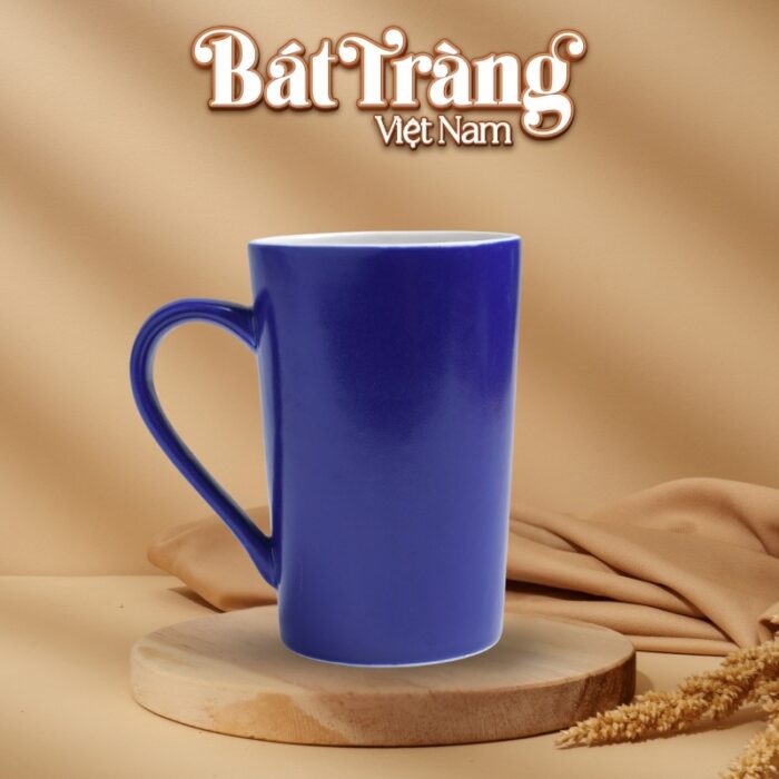 ly-su-bat-trang-mau-xanh-coban-mat-dang-tru-tron-cao-quai-ban-tim-330ml