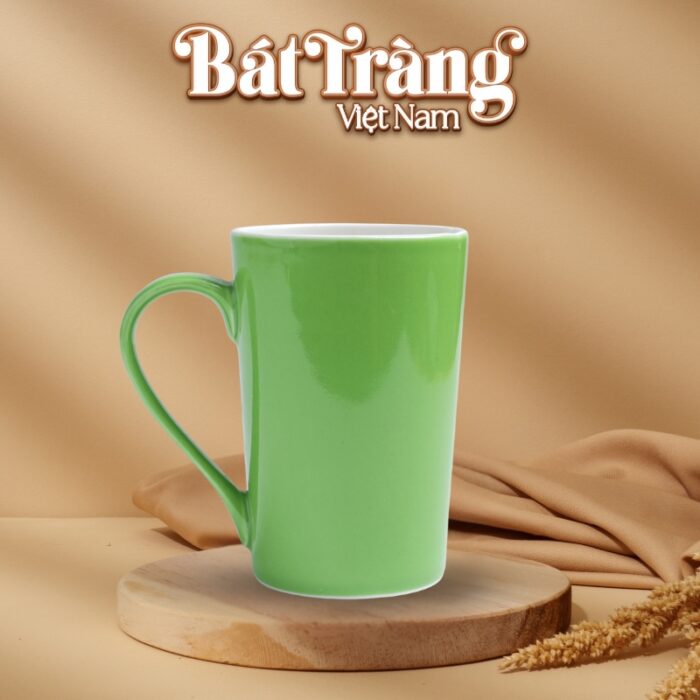 ly-su-bat-trang-mau-xanh-la-bong-dang-tru-tron-cao-quai-ban-tim-330ml