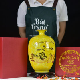 Mai Bình vẽ vàng kim Mã Đáo Thành Công men vân đá màu vàng BT-MB12