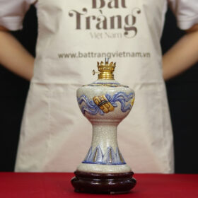 Đèn dầu thờ men rạn họa tiết cuốn thư BT-ĐT10