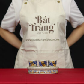 Kỷ cong thờ 3 ly nước men rạn "họa tiết cuốn thư" BT - ĐT32