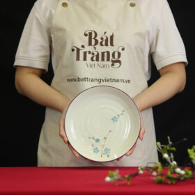 Đĩa tròn men trắng Bát Tràng vẽ tay họa tiết đào xanh BĐ-22