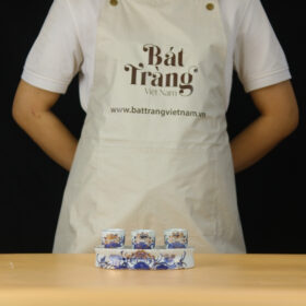 Kỷ cong thờ 3 chén men lam họa tiết hoa sen vẽ vàng BT-ĐT91