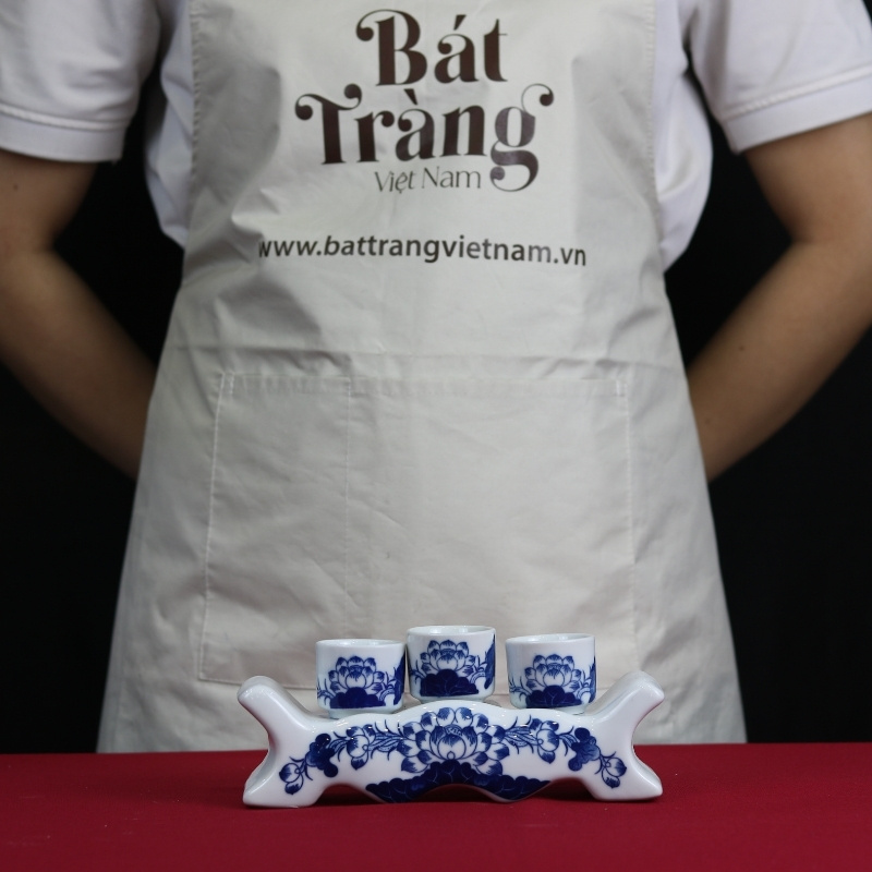 ky-ngao-3ly-nuoc-men-lam-hoa-tiet-sen-1