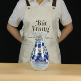 Lọ hoa thờ miệng lượn sóng men lam họa tiết hoa sen vẽ vàng BT-ĐT76