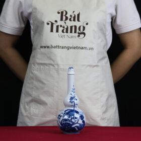 Nậm rượu thờ men lam dáng hồ lô vẽ hoa sen BT-ĐT36
