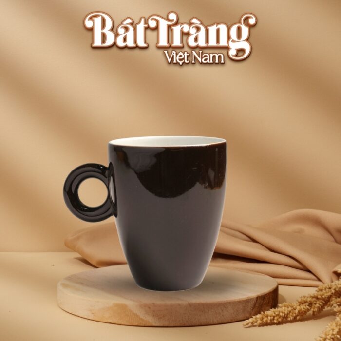 coc-su-bat-trang-co-mau-nau-dam-bong-dang-thop-quai-tron-330ml