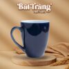 coc-su-bat-trang-co-mau-xanh-navy-dam-bong-dang-thop-quai-ban-tim-450ml