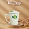 ly-su-bat-trang-qua-tang-in-logo-hoa-tiet-ve-tay-3-la-co-nap-dung-tich-350ml