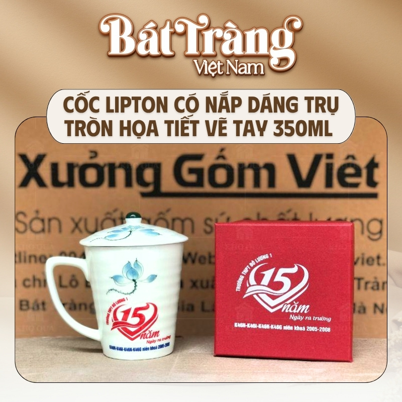 ly-su-bat-trang-qua-tang-in-logo-hoa-tiet-ve-tay-co-nap-dung-tich-350ml-1