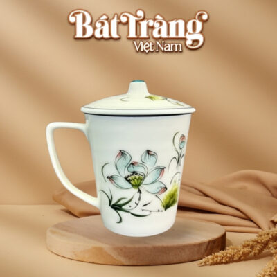 ly-su-bat-trang-qua-tang-in-logo-hoa-tiet-ve-tay-hoa-sen-bong-co-nap-dung-tich-350ml