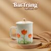 ly-su-co-nap-bat-trang-hoa-tiet-ve-tay-hoa-tulip-cam-dung-tich-350ml
