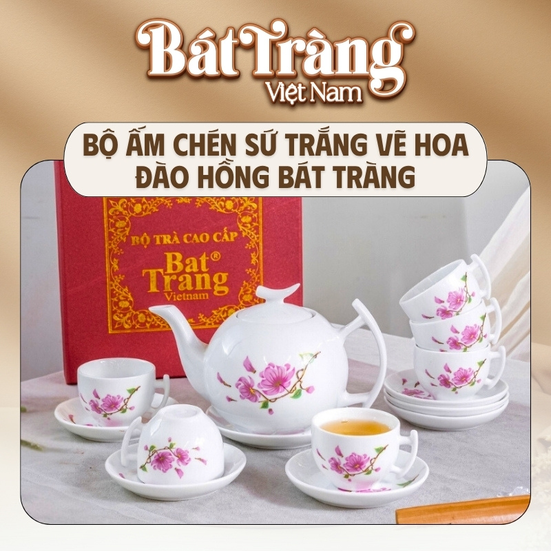 Bộ sản phẩm bao gồm 1 ấm trà, 6 chén và 7 đĩa lót