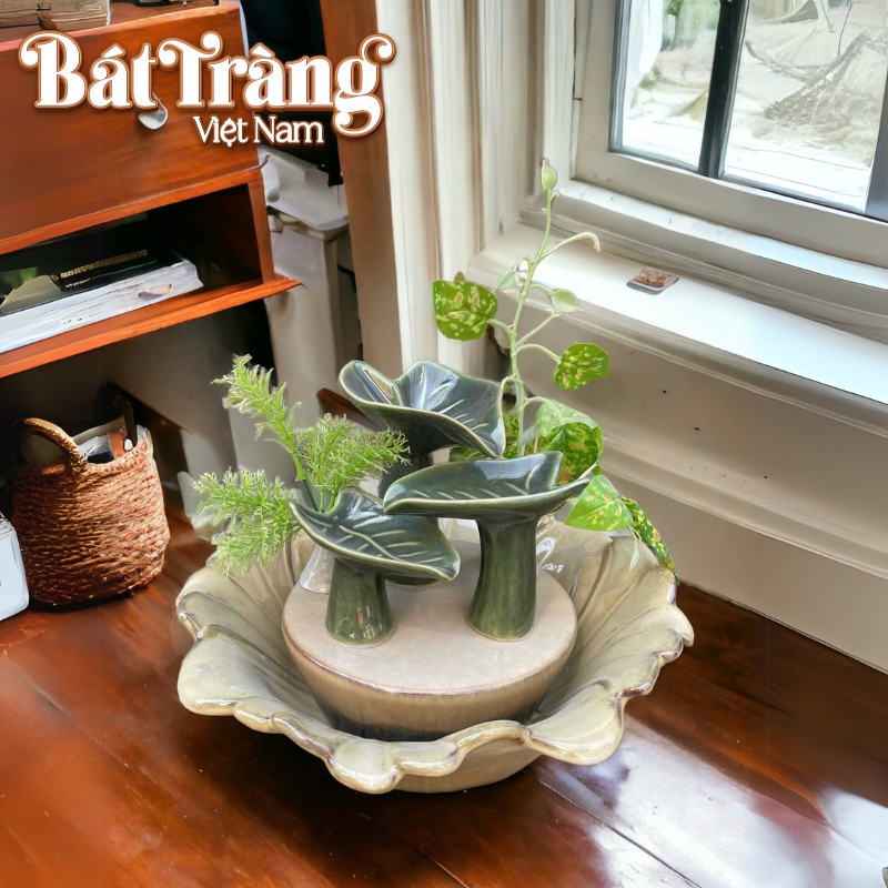 Bộ tiểu cảnh thác nước này lý tưởng để bài trí trên bàn làm việc, kệ trang trí hay ban công nhỏ