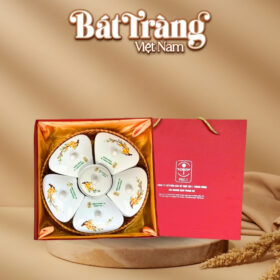 Khay mứt Bát Tràng Việt Nam in logo dáng hoa 5 cánh họa tiết cành mai BT-QT61
