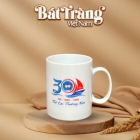 Ly sứ Bát Tràng Việt Nam dáng trụ quai C in logo 350ml BT-QT58