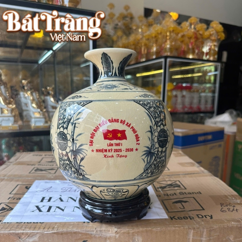Xưởng gốm Bát Tràng Việt Nam nhận cung ứng sản phẩm với số lượng lớn làm quà tặng