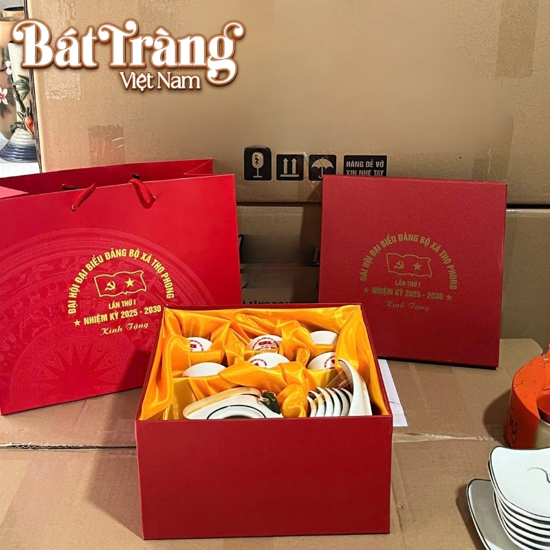 Xưởng Bát Tràng Việt Nam nhận cung ứng sản phẩm với số lượng lớn làm quà tặng