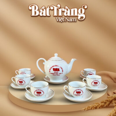 Ấm trà in logo quà tặng đại hội kẻ chỉ vàng dáng Camellia BT-QT99