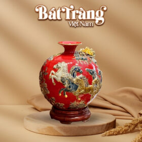 Bình hút lộc Bát Tràng men sứ đỏ đắp nổi vẽ vàng mã đáo thành công BT-BHL75