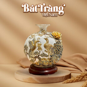 Bình tài lộc Bát Tràng men sứ trắng đắp nổi vẽ vàng công đào đắp kênh BT-BHL66