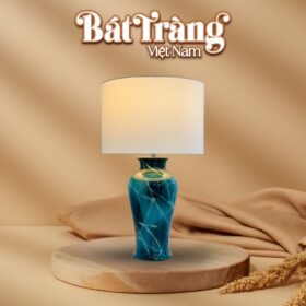 Đèn ngủ để bàn Bát Tràng Việt Nam màu xanh ngọc cao 61cm BT-DN06