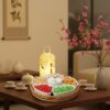 Khung cảnh một buổi tối Giao thừa ấm áp tại một...
