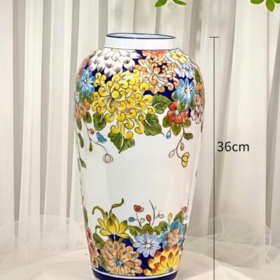 Kích thước Lọ hoa gốm sứ vẽ họa tiết hoa cúc và hoa lá đa sắc BT-LH23