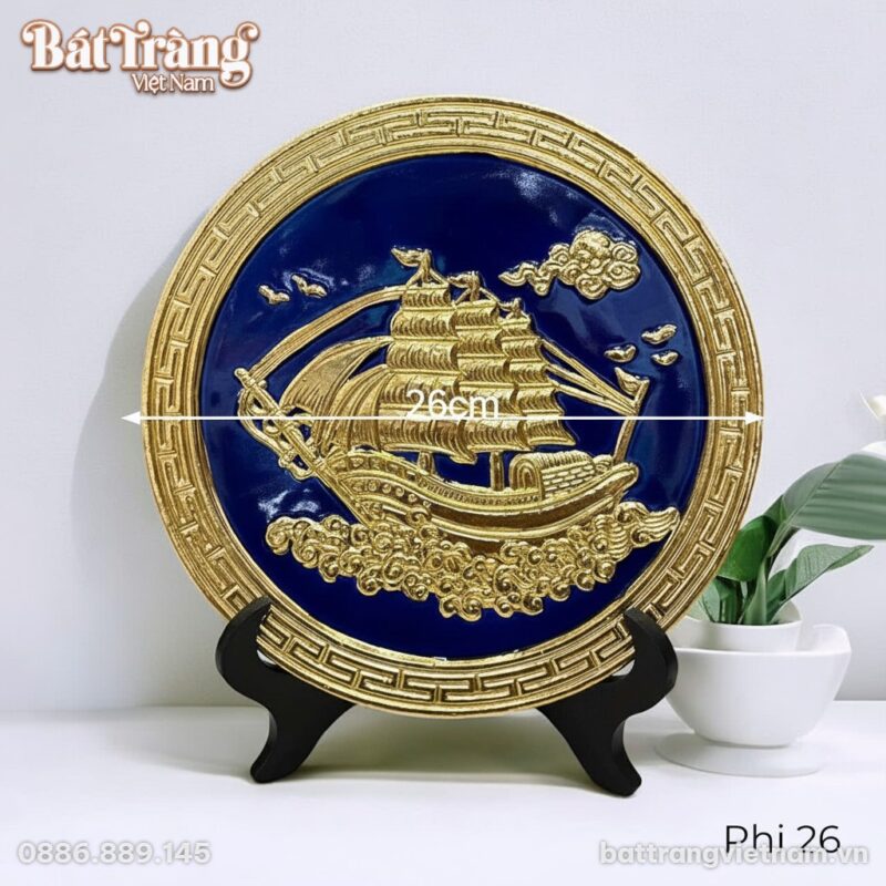Kích thước Tranh Đĩa Gốm Sứ Đắp Nổi Thuyền Buồm Thuận Buồm Xuôi Gió Vàng Xanh Phi 26 Kích thước Tranh Đĩa Gốm Sứ Đắp Nổi Thuyền Buồm Thuận Buồm Xuôi Gió Vàng Xanh Phi 26