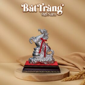 Tượng ngựa bạc gốm sứ Bát Tràng Bính Ngọ 2026 BT-TLV05