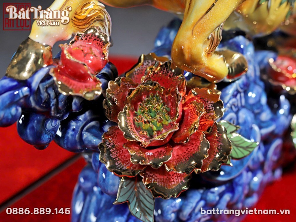 ngua-gom-su-bat-trang-xanh-ngoc-luc-bao