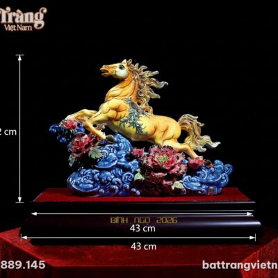 Kích thước Tượng Ngựa Phi Trên Mây Và Hoa Mẫu Đơn Gốm Sứ Bính Ngọ