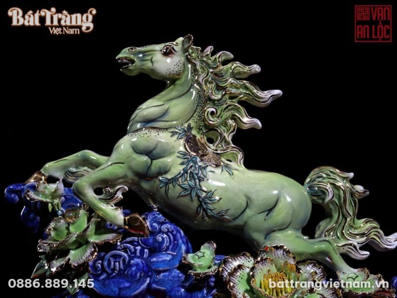 tuong-ngua-xanh-ngoc-gom-su-bat-trang tuong-ngua-xanh-ngoc-gom-su-bat-trang