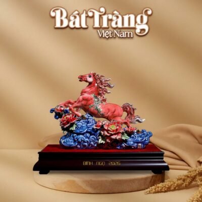 Tượng Ngựa Phong Thủy Đỏ Phi Trên Sóng Nước Và Hoa Mẫu Đơn - Bính Ngọ 2026 - Ảnh đại diện