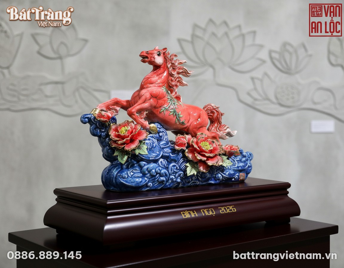 Chụp ảnh cận cảnh tinh tế tượng Ngựa Phong Thủy...