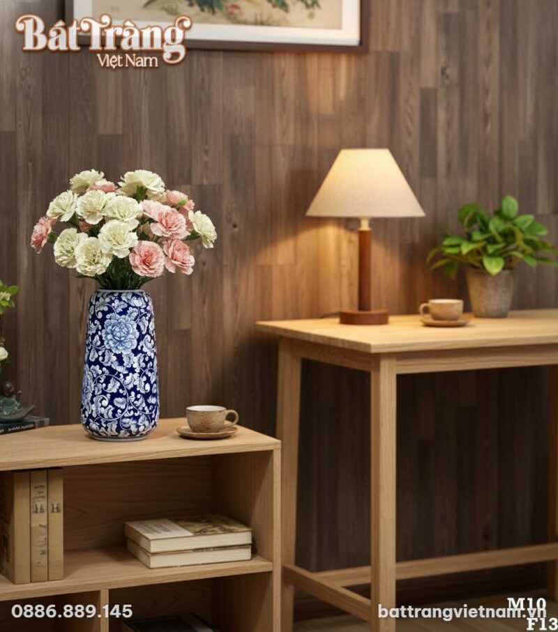 Góc làm việc yên tĩnh, gọn gàng với nội thất gỗ... Góc làm việc yên tĩnh, gọn gàng với nội thất gỗ...