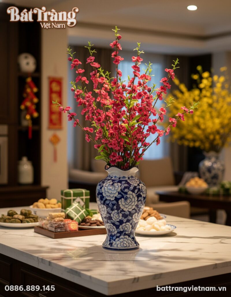 Bình hoa gốm Bát Tràng men xanh họa tiết mẫu đơ... Bình hoa gốm Bát Tràng men xanh họa tiết mẫu đơ...