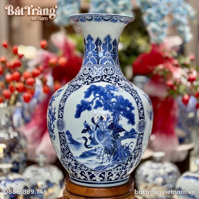 Bình gốm Bát Tràng họa tiết Tùng