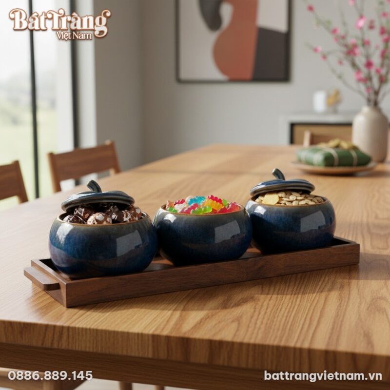 Cận cảnh bộ 3 hũ mứt dáng bí men hỏa biến Bát T... Cận cảnh bộ 3 hũ mứt dáng bí men hỏa biến Bát T...