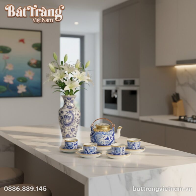 Bộ trà men lam Long Ẩn đặt trên bàn console gỗ ...