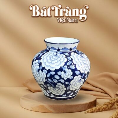 Lọ hoa dáng vò thấp men lam vẽ mẫu đơn cổ điển BT-LH42 - Ảnh đại diện